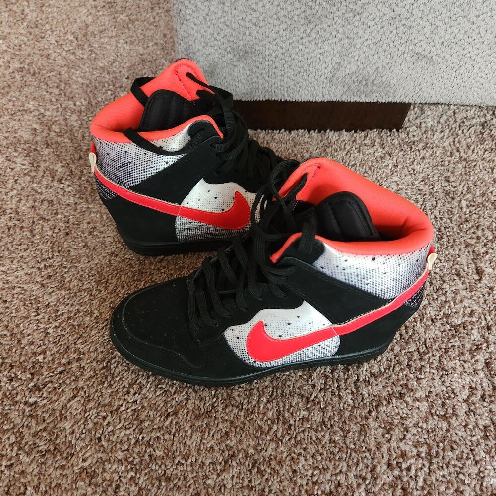 Nike Dunk Sky Hi, Queen of Hearts, Wedge Heel Sneaker